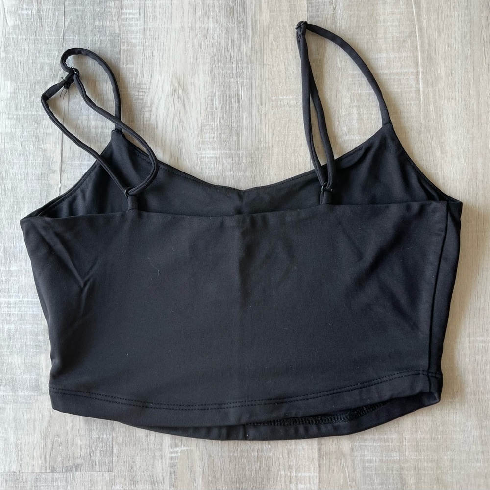 FOREVER 21 Black Lined Camisole Adjustable Spaghetti Strap Crop Top Size Small - Picture 4 of 5
